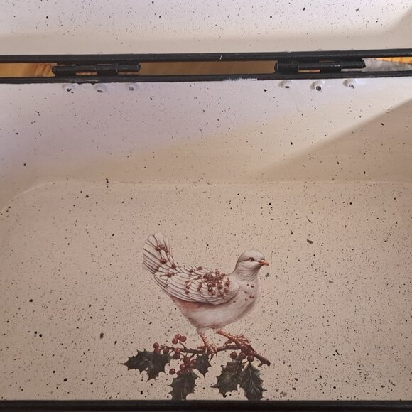 CHARMING LIGHT METAL DISPLAY/STORAGE BOX ~ WINTER SCENE!  RESTYLED & UPCYCLED! - Picture 5 of 5